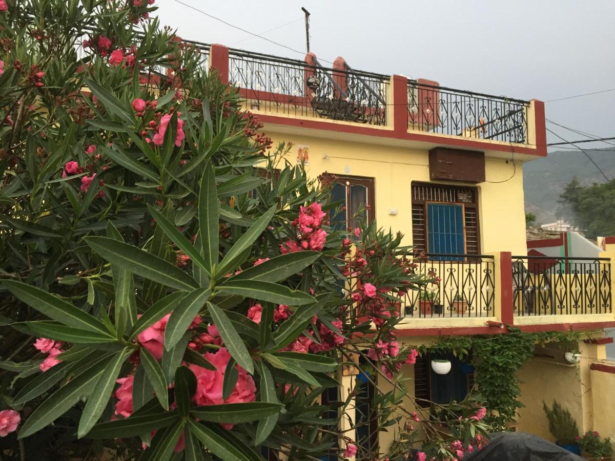 Katyuri Kings Divine Stay- Babaji'S Cave Dwarahat Exterior foto