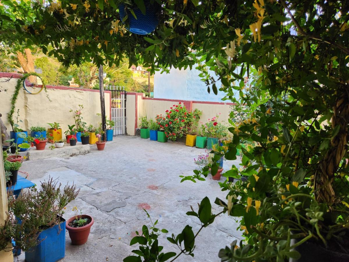 Katyuri Kings Divine Stay- Babaji'S Cave Dwarahat Exterior foto