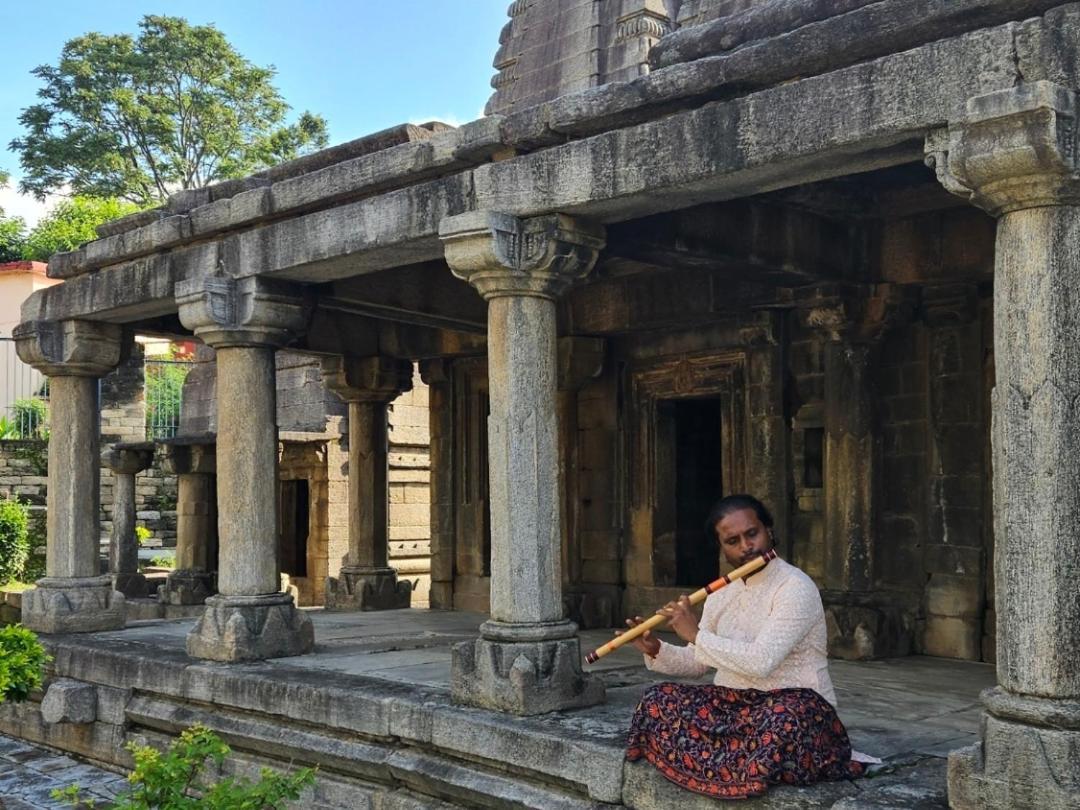 Katyuri Kings Divine Stay- Babaji'S Cave Dwarahat Exterior foto