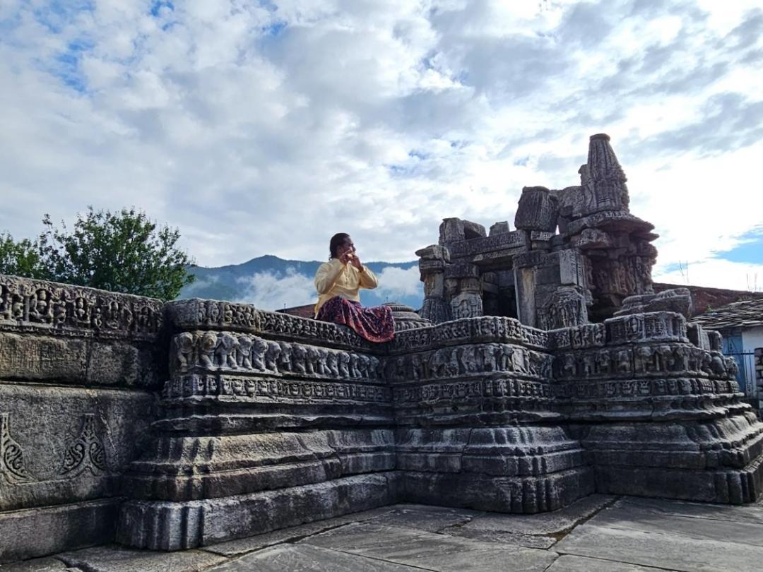 Katyuri Kings Divine Stay- Babaji'S Cave Dwarahat Exterior foto